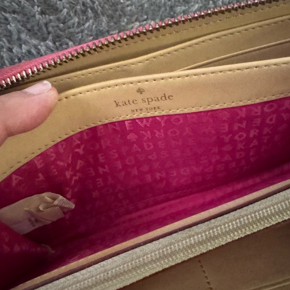 KATE SPADE Pink Zippy Wallet - Picture 8 of 15